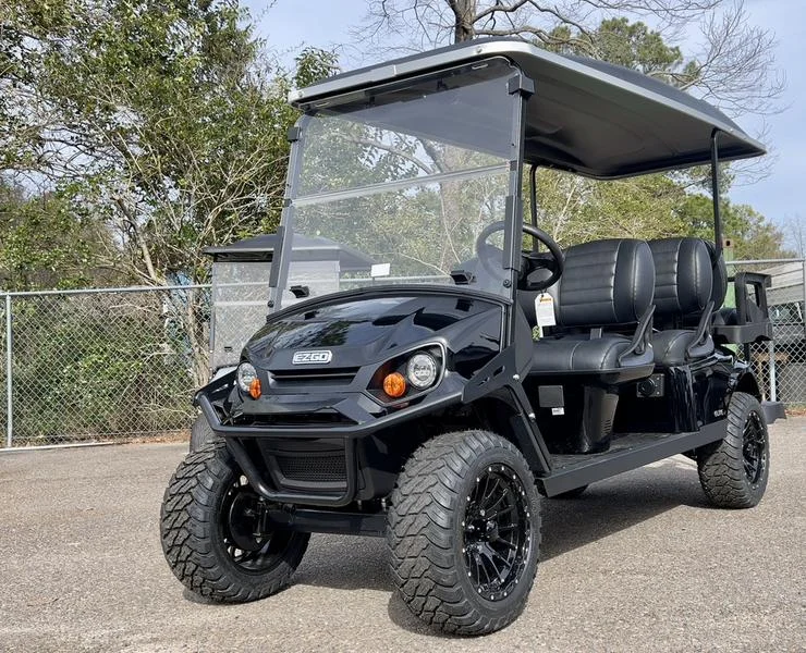 2024 E-Z-GO Express™ L6 ELiTE™ 6 Passenger Limo Lithium Black